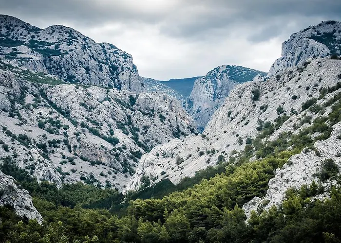 And Mare-monti Starigrad Paklenica