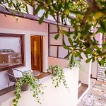 And Mare-monti Apartamento Starigrad Paklenica