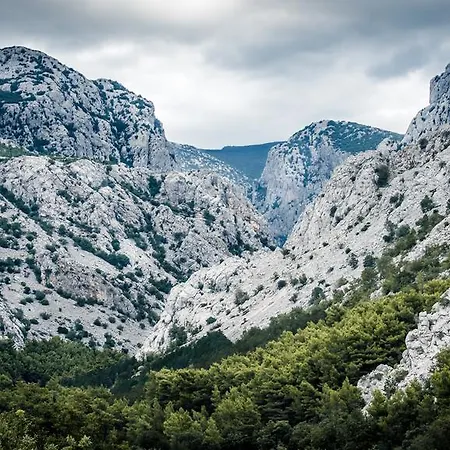 And Mare-monti Starigrad Paklenica