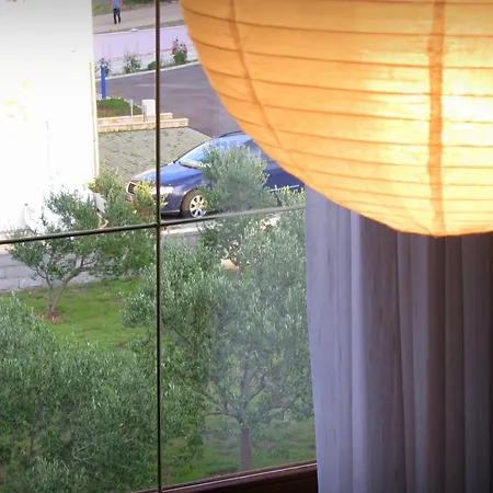 And Mare-monti * Стариград-Пакленица