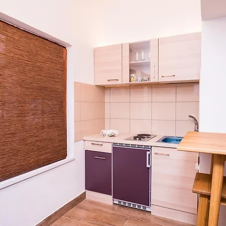 Apartment And Mare-monti